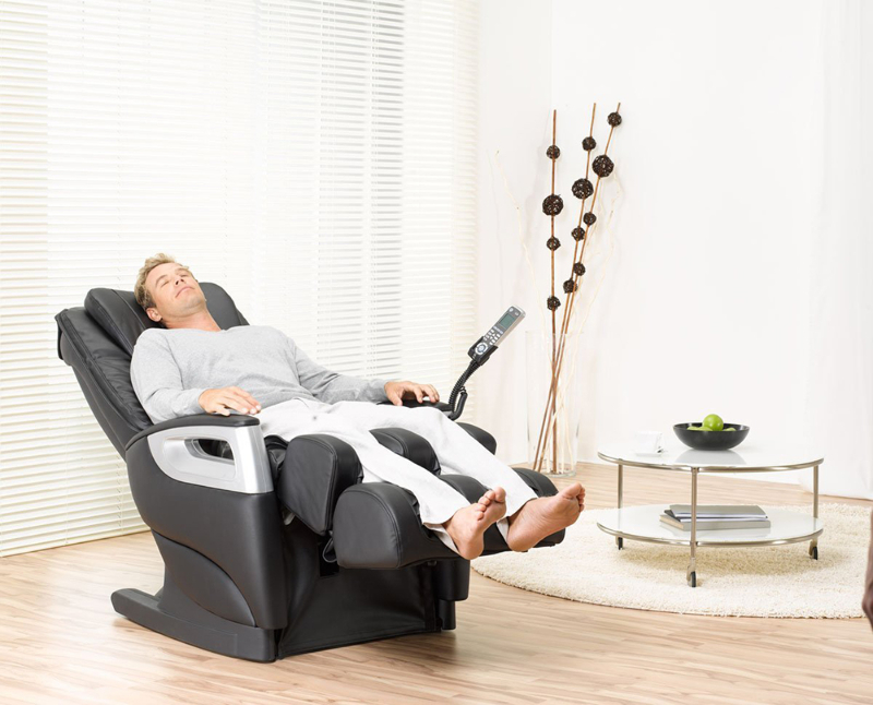 Ghế massage Royal Skycó nhiều công dụng đối với sức khỏe con người