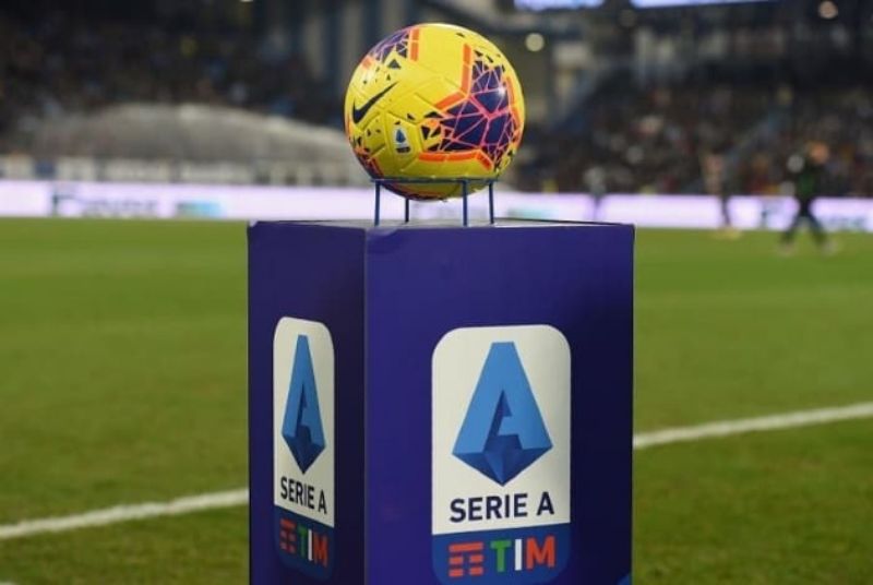 Giải bóng đá Serie A diễn ra với 20 đội bóng khác nhau tham gia