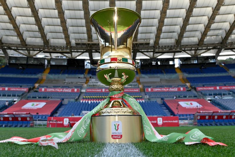 Giải bóng đá cúp quốc gia Ý còn được gọi với tên là Coppa Italia
