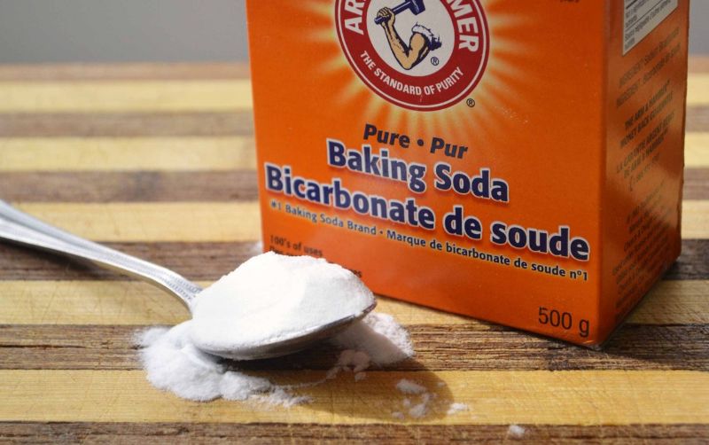 Sử dụng baking soda giúp răng trở nên trắng sáng rõ rệt