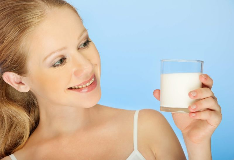 Việc uống sữa vào buổi sáng sẽ không tốt cho cơ thể của người dùng