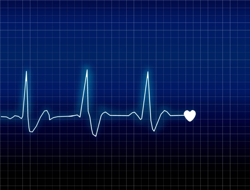 Bạn nên đi thăm khám nếu nhịp tim thấp hơn 40 nhịp/phút hoặc cao hơn 120 nhịp/phút.