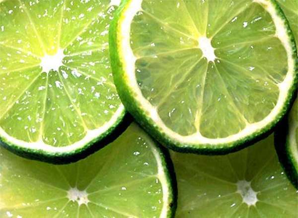 Tỉnh táo nhanh chóng khi cắn 1 miếng chanh