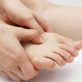 Một Số Phương Pháp Massage - Bấm Huyệt Trị Hoa Mắt, Chóng Mặt