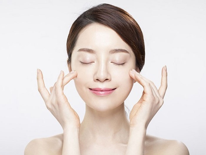 Massage Huyệt Mỹ Nhân Để Trẻ Hoá