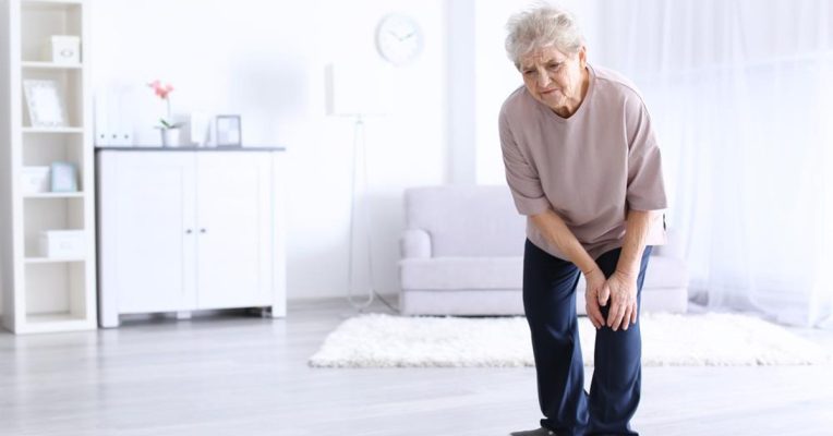 Massage Và Cách Đối Phó Loãng Xương