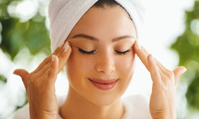 Các Động Tác Massage Phòng Da Khô Và Nhăn