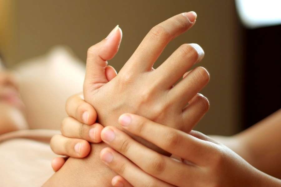 Phương Pháp Massage Giúp Điều Trị Hội Chứng Ống Cổ Tay