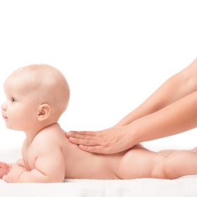 Những Sai Lầm Thường Gặp Khi Massage Cho Bé