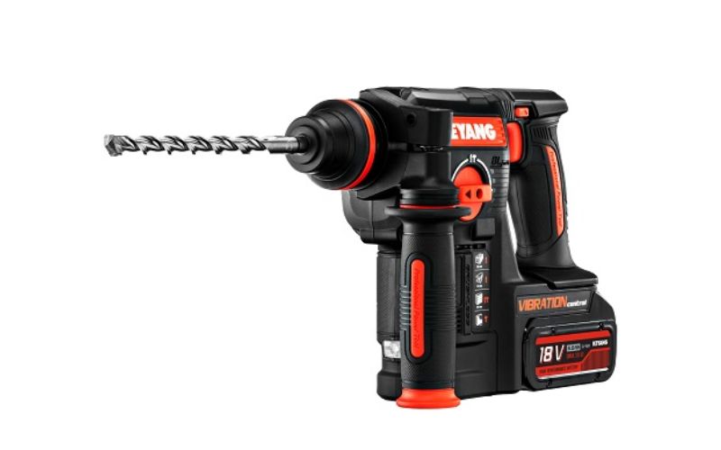 Sử dụng mức điện thế đúng theo khuyến nghị của nhà sản xuất để ngăn ngừa các sự cố như cháy nổ.