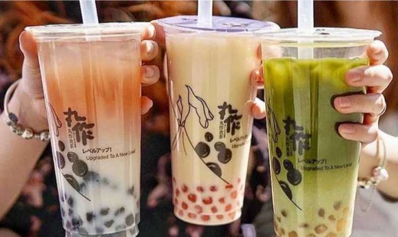 Góc tư vấn giải đáp: 1 ly trà sữa bao nhiêu calo? Trà đào bao nhiêu calo?