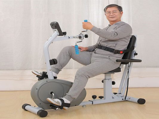 Xe đạp tập cho người tai biến cần lưu ý gì khi lựa chọn?