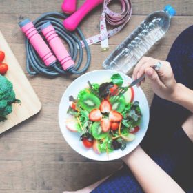 Góc giải đáp: Ăn gì để giảm cân nhanh chóng?