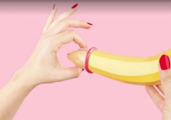 Giải đáp: Dùng bao cao su nhiều có hại không có gây vô sinh không