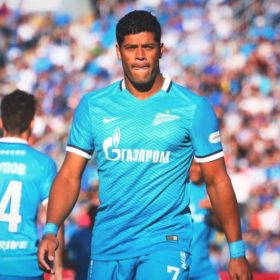 Cầu thủ Hulk người khổng lồ xanh trong bóng đá