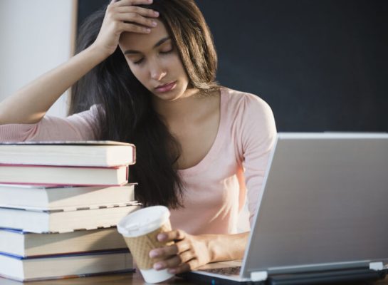 Uống gì để cân bằng nội tiết tố cho sức khoẻ dẻo dai?