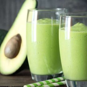 Hướng dẫn cách làm các loại sinh tố bơ mật ong giảm cân