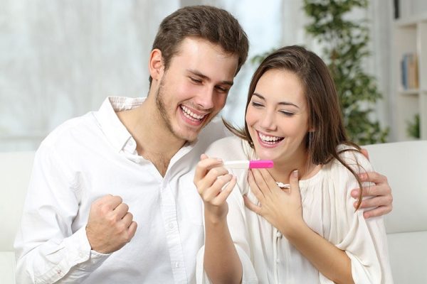 Hướng dẫn cách dùng que thử thai chi tiết nhất