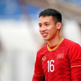 Cầu thủ hùng dũng - chàng tiền vệ của đội tuyển Việt Nam