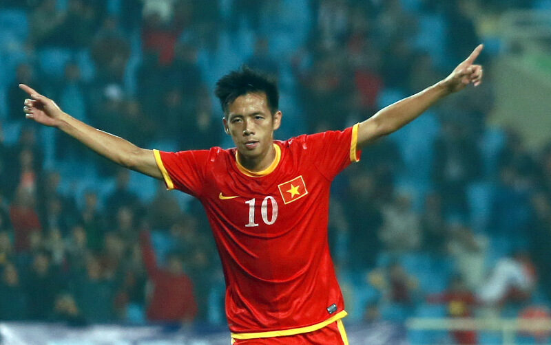 Cầu thủ Văn Quyết - Đội trưởng mẫu mực của tuyển quốc gia Việt Nam