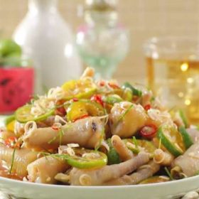 Tư vấn: Chân gà ngâm sả tắc bao lâu thì ăn được?