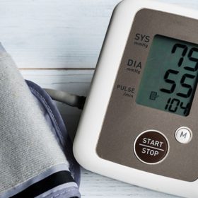 Hỏi và đáp: Chỉ số huyết áp thấp là bao nhiêu? Huyết áp thấp có nguy hiểm không?