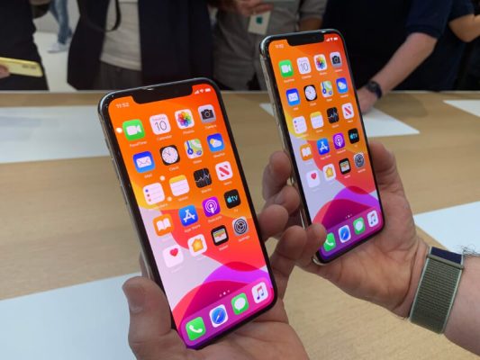 Có nên mua iphone lock? Ưu - nhược điểm khi lựa chọn dòng máy này