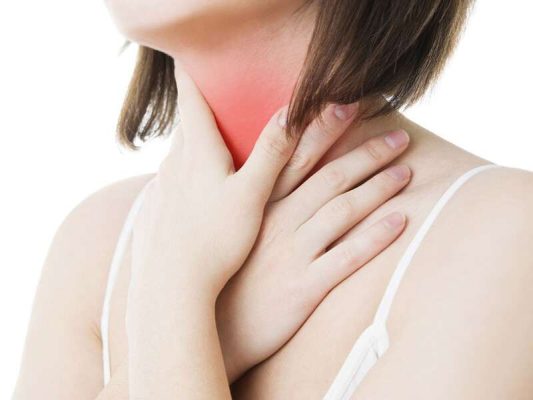 Tìm lời giải: Đau họng nên ăn gì?