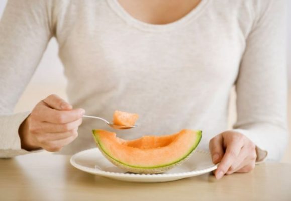 Giải đáp: Dưa lê bao nhiêu calo? Ăn dưa lê có mập không?