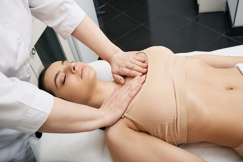 Bí quyết massage nở ngực tự nhiên mà hiệu quả