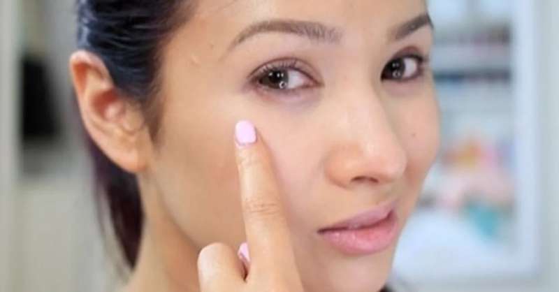 Hỏi đáp: Mắt phải giật nữ là điềm hay là cảnh báo về sức khỏe?