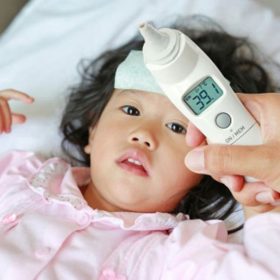 Mẹo chữa sốt siêu vi cho trẻ rất nhanh và hiệu quả