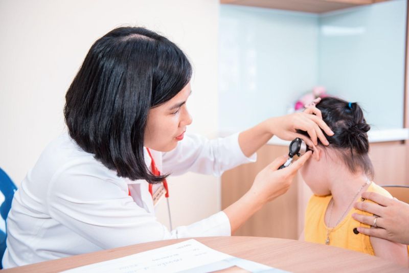 Mẹo chữa viêm tai giữa cho bé cực hiệu quả