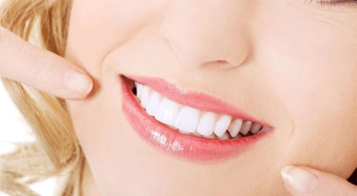Mẹo làm trắng răng đơn giản, hiệu quả bất ngờ